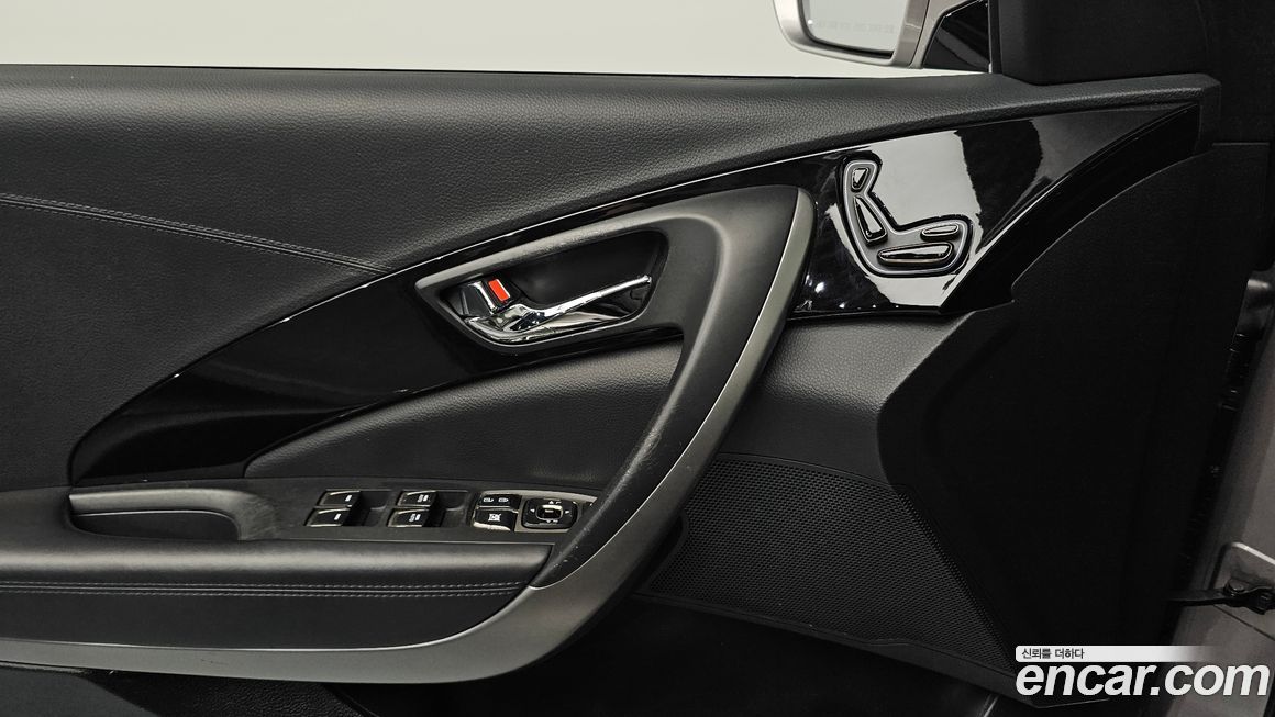 Hyundai Grandeur 2011