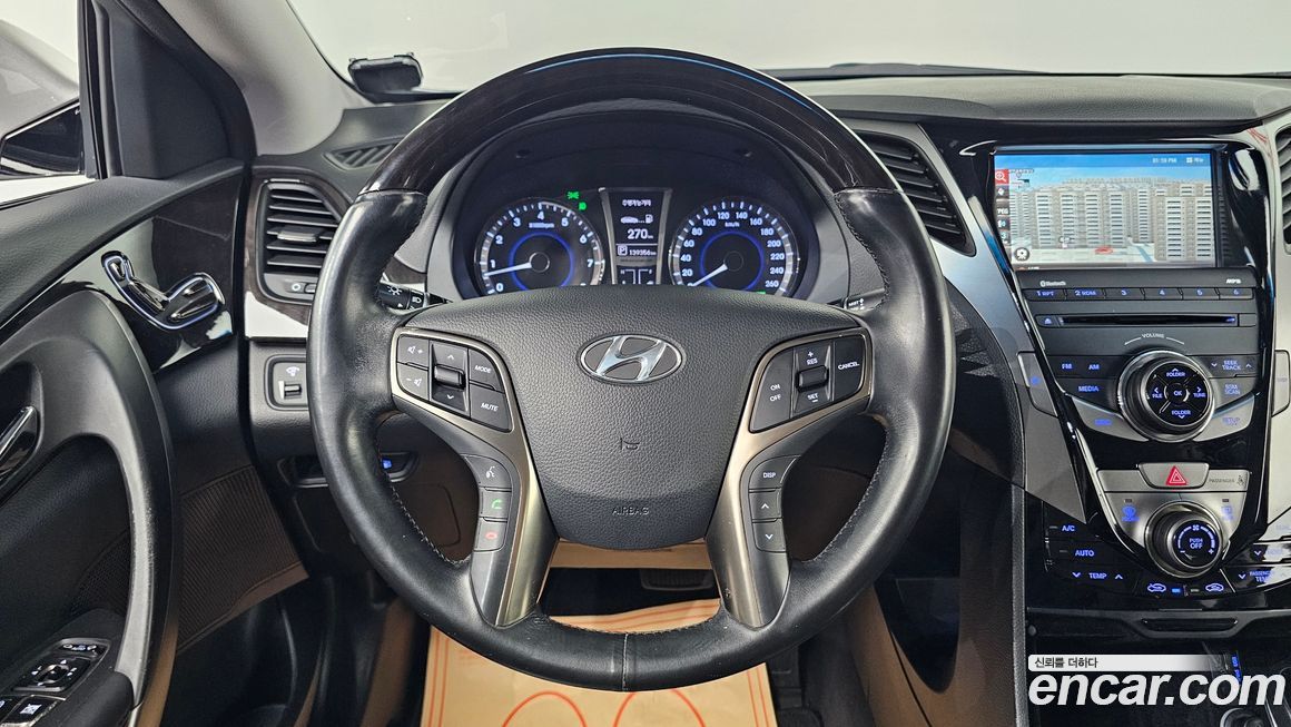 Hyundai Grandeur 2011