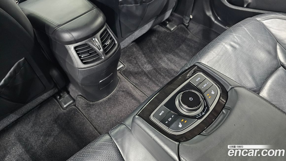 Hyundai Grandeur 2011