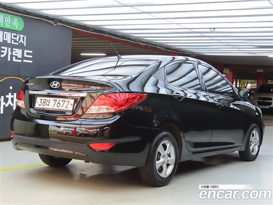 Hyundai Accent 2015