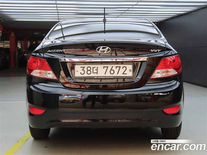 Hyundai Accent 2015
