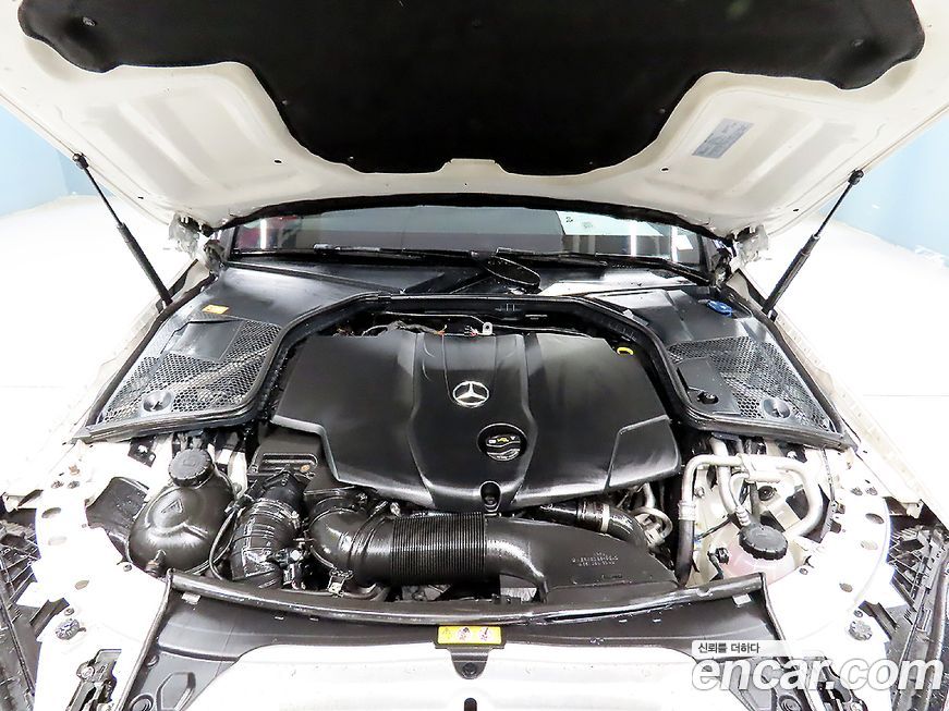 Mercedes-Benz C-Class 2016