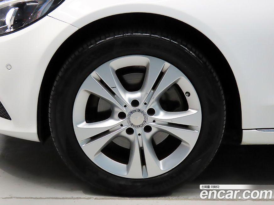 Mercedes-Benz C-Class 2016