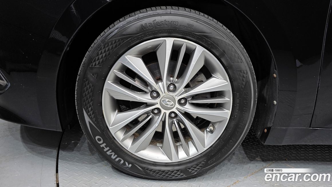 Hyundai Grandeur 2016