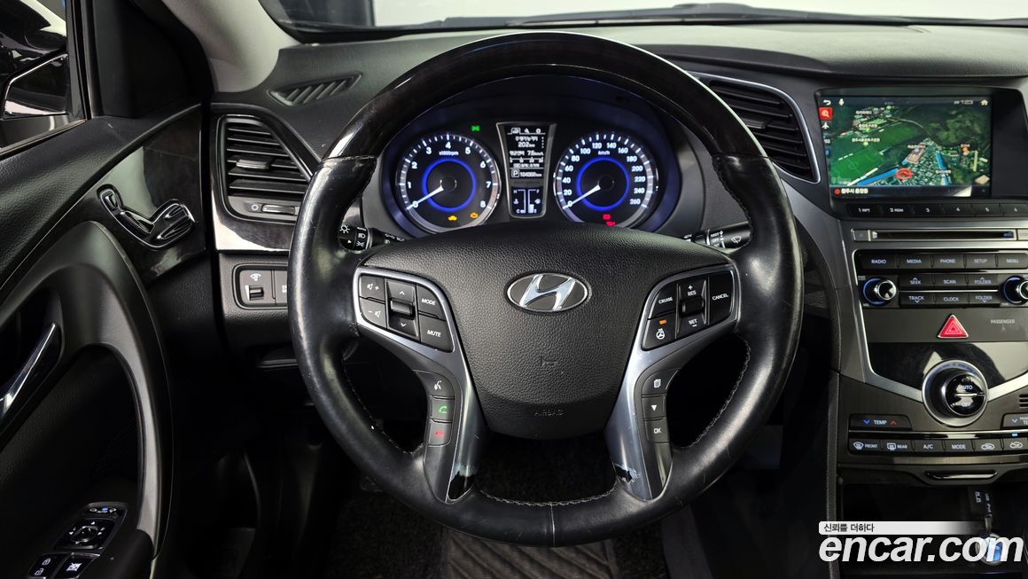 Hyundai Grandeur 2016