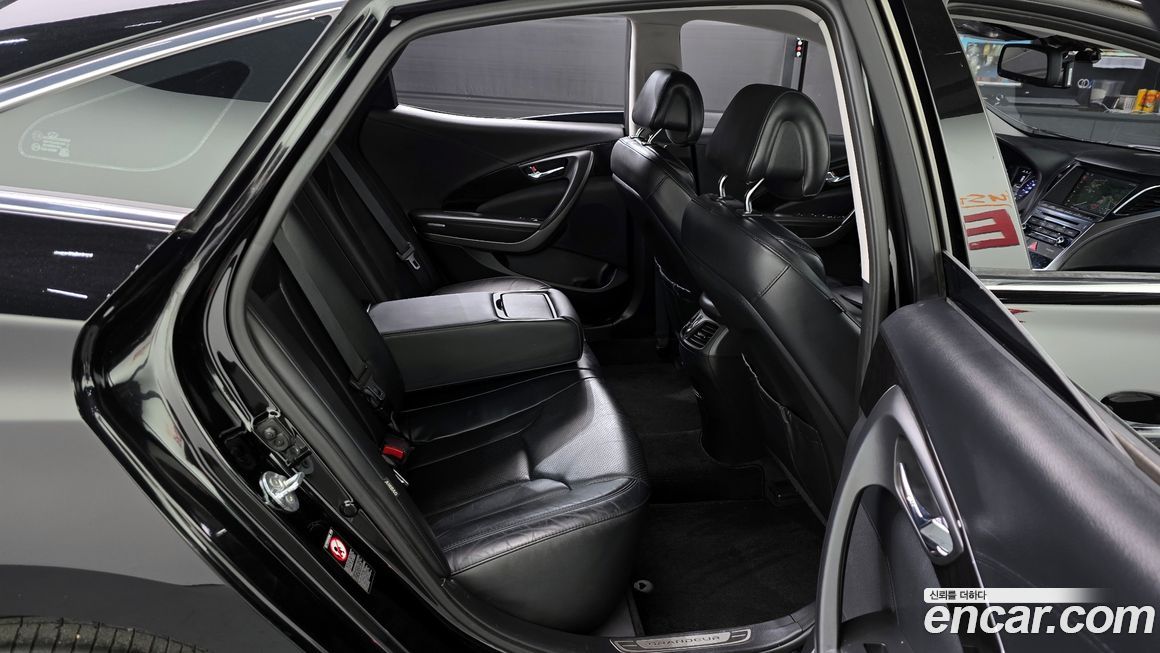 Hyundai Grandeur 2016