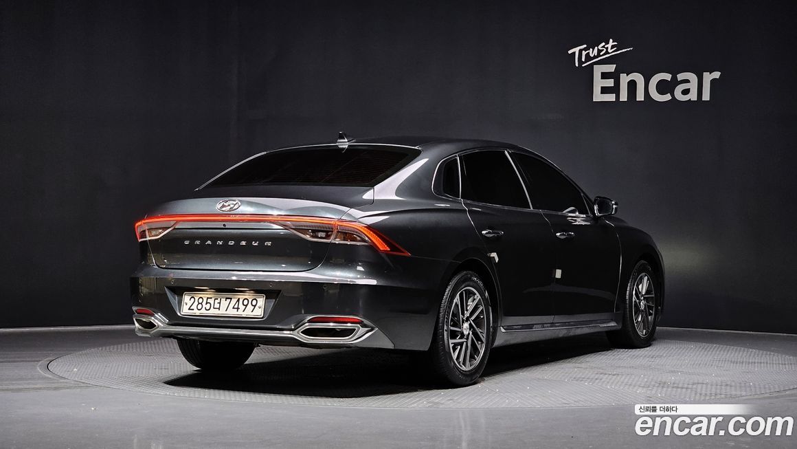Hyundai Grandeur 2020