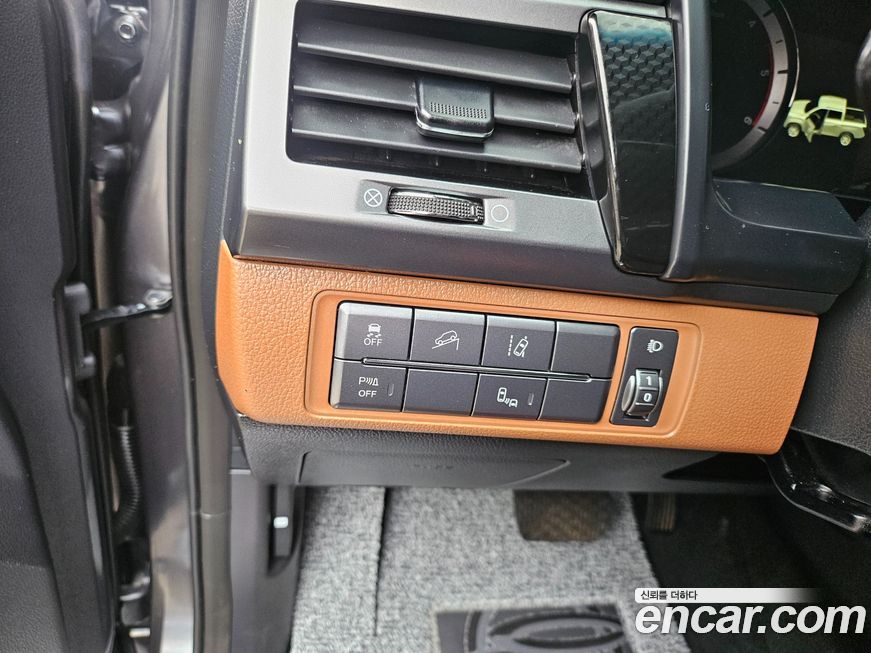 KG_Mobility_Ssangyong Rexton 2020