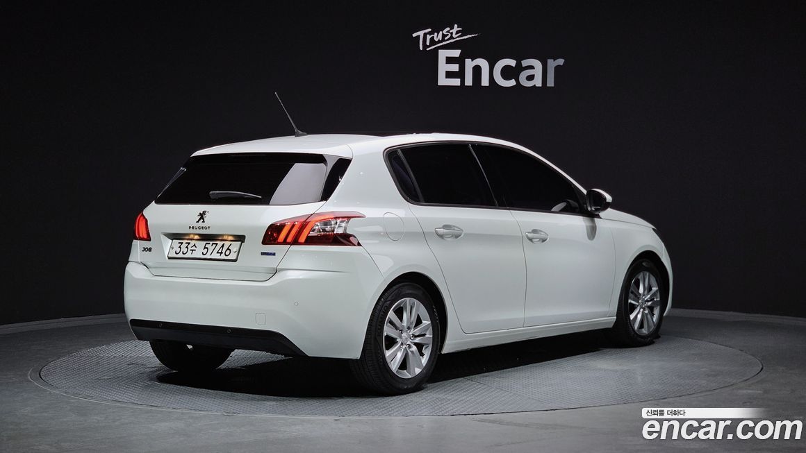 Peugeot 308 2015