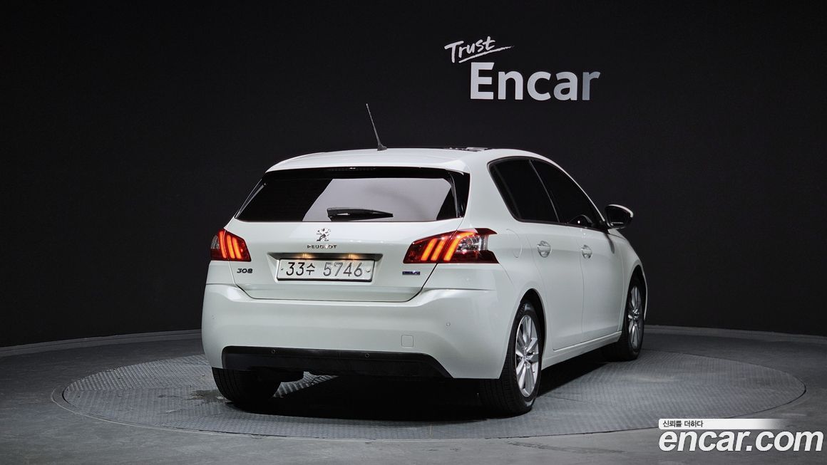 Peugeot 308 2015