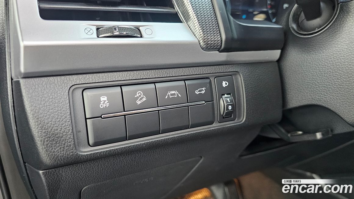 KG_Mobility_Ssangyong Rexton 2023