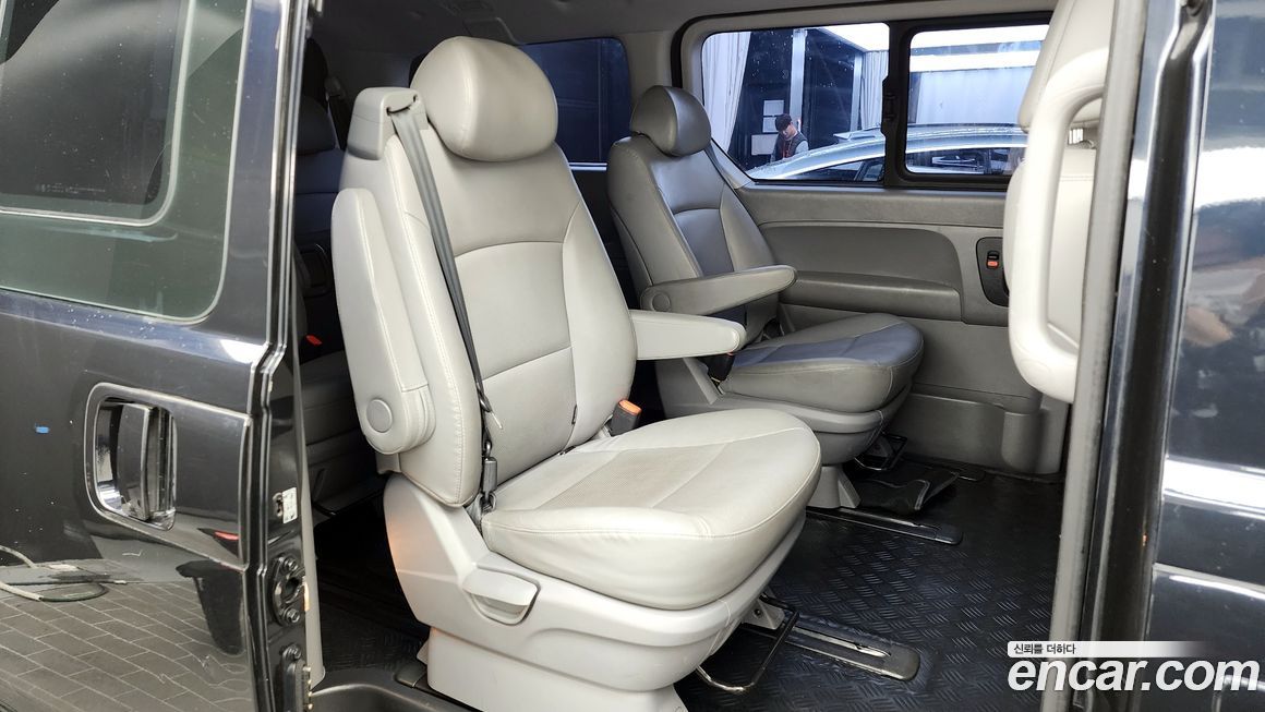 Hyundai Starex 2021