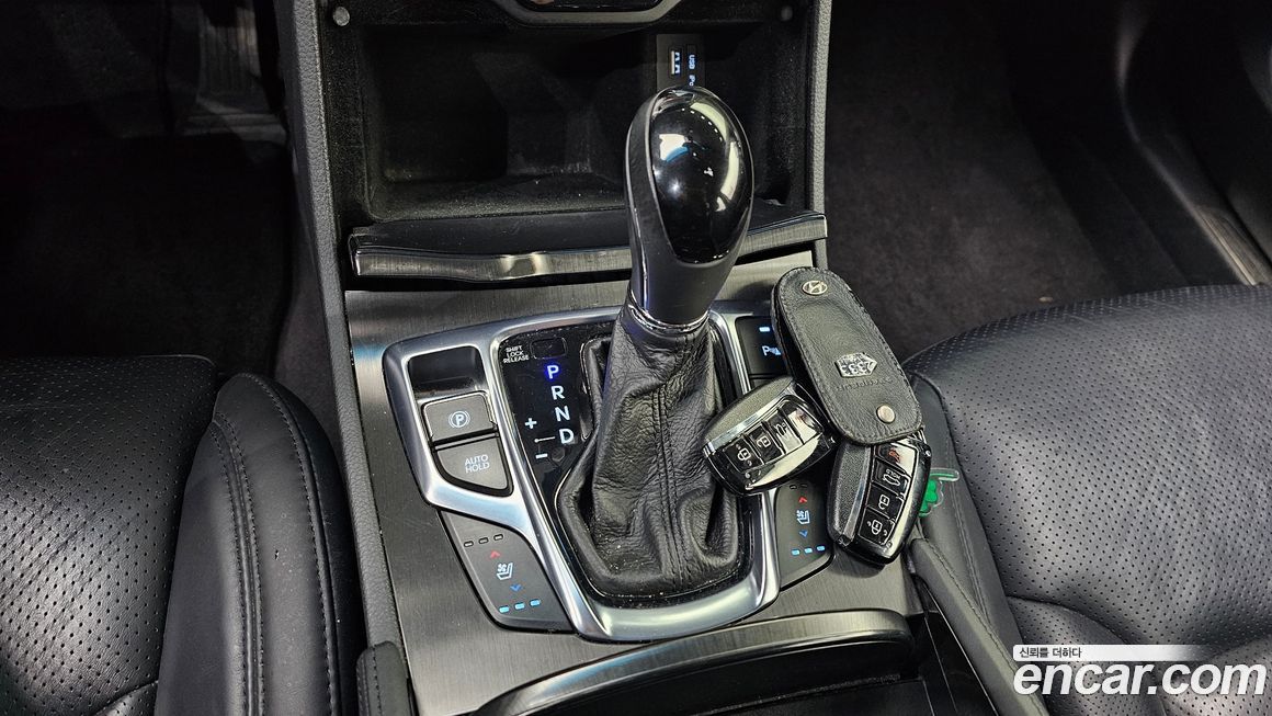 Hyundai Grandeur 2015