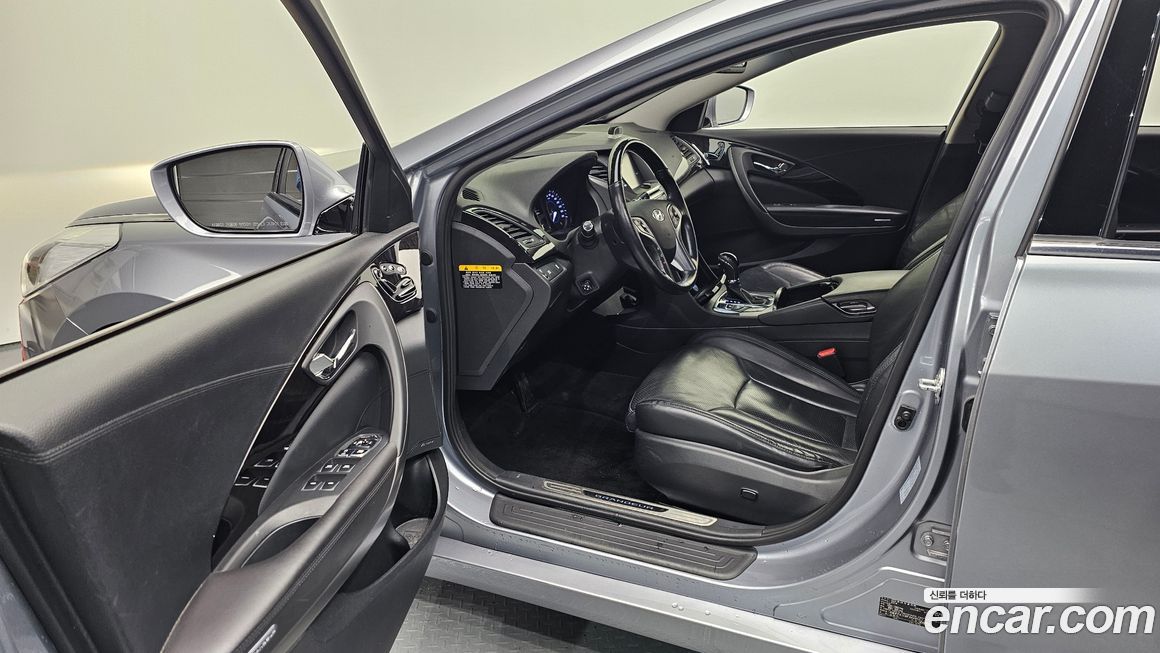 Hyundai Grandeur 2015