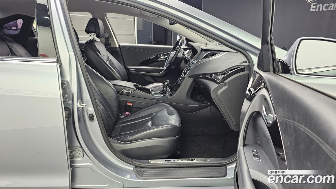 Hyundai Grandeur 2015