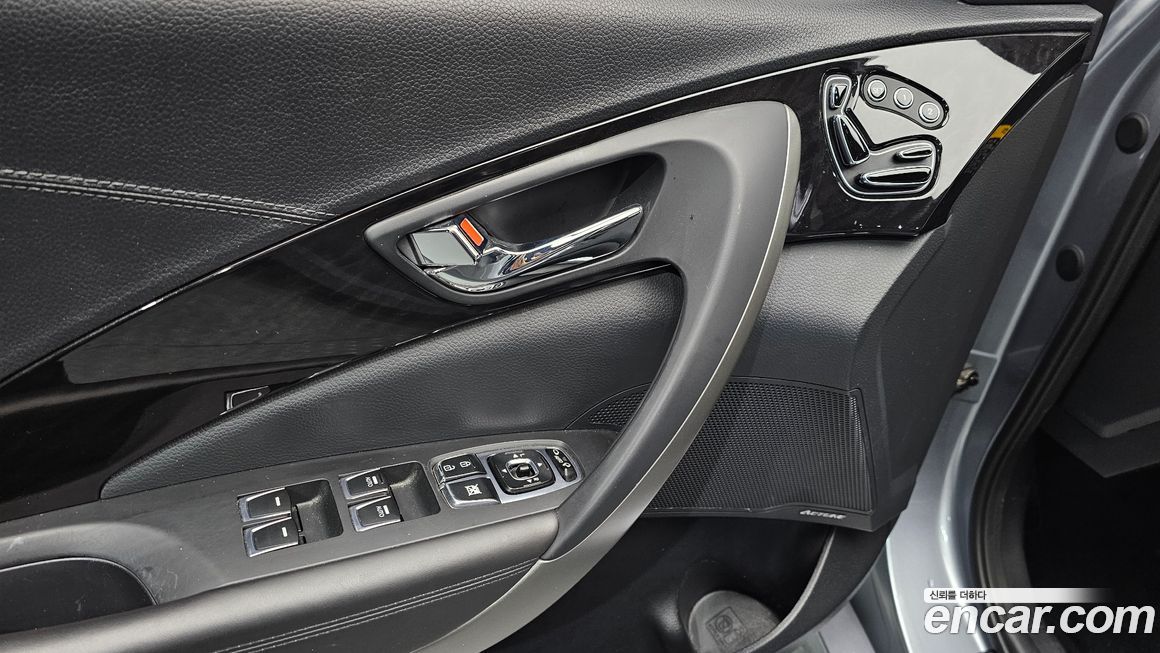 Hyundai Grandeur 2015