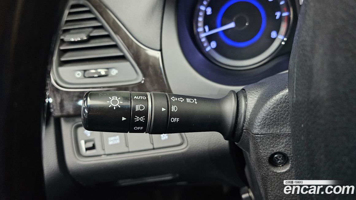 Hyundai Grandeur 2015