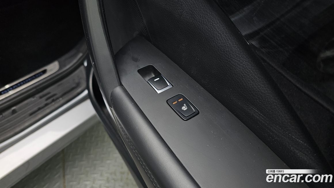 Hyundai Grandeur 2015