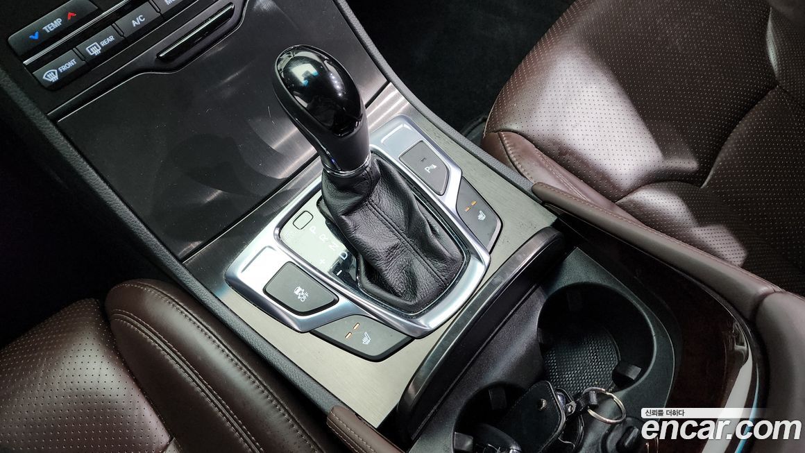 Hyundai Grandeur 2015