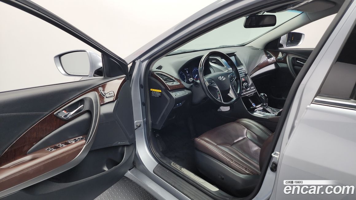 Hyundai Grandeur 2015