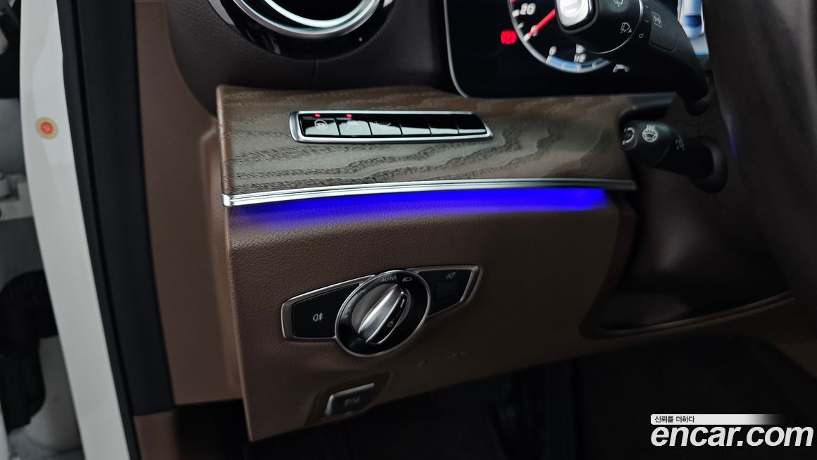 Mercedes-Benz E-Class 2020