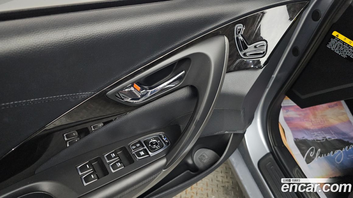 Hyundai Grandeur 2016