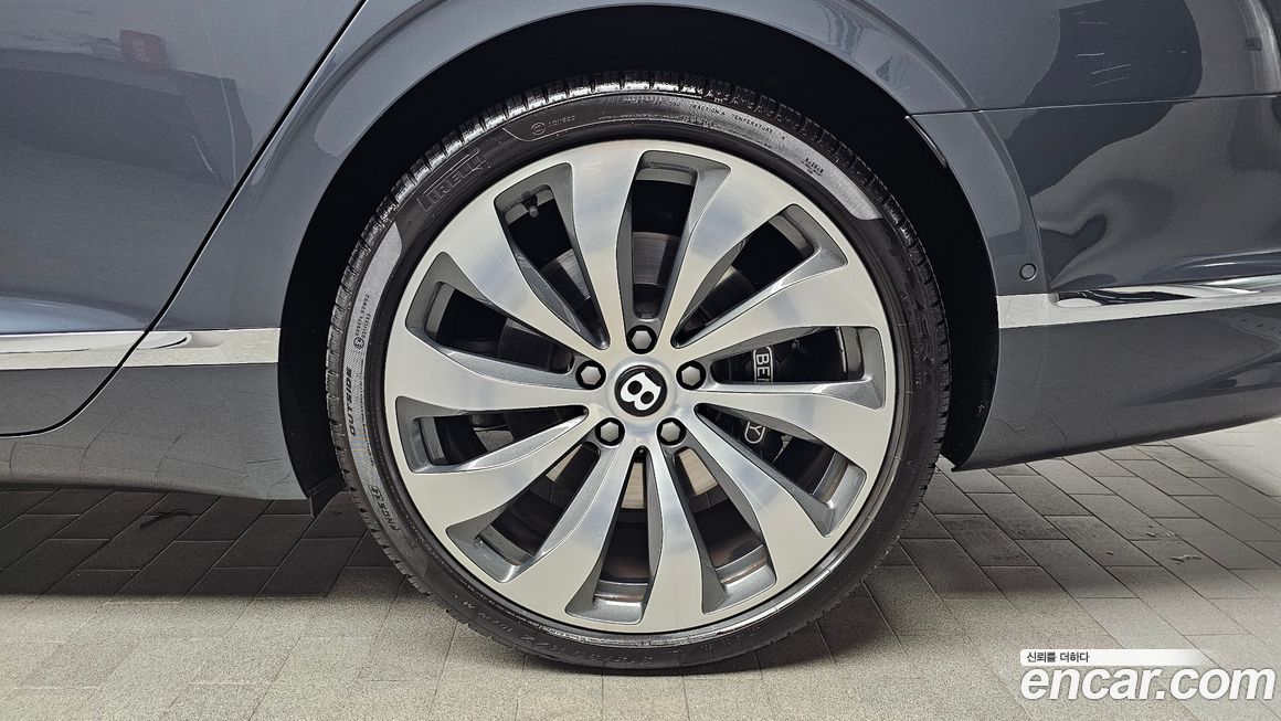 Bentley Flying Spur 2022