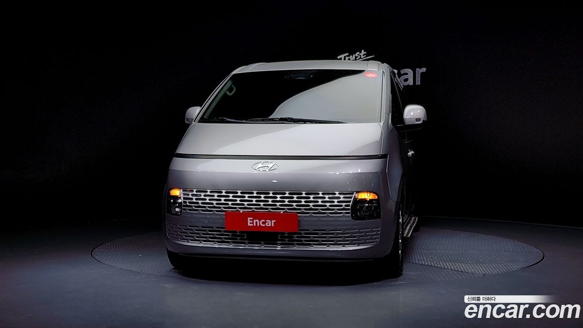Hyundai Staria 2022