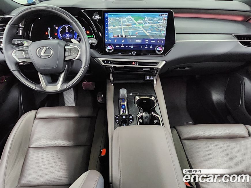 Lexus RX 2024