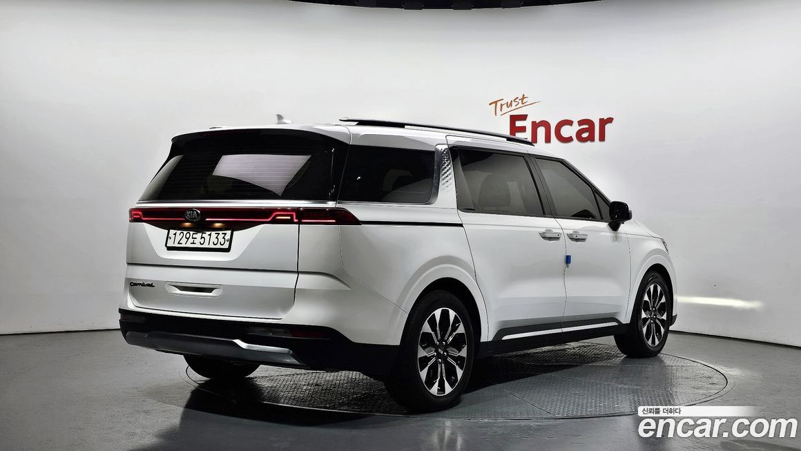 Kia Canival 2021