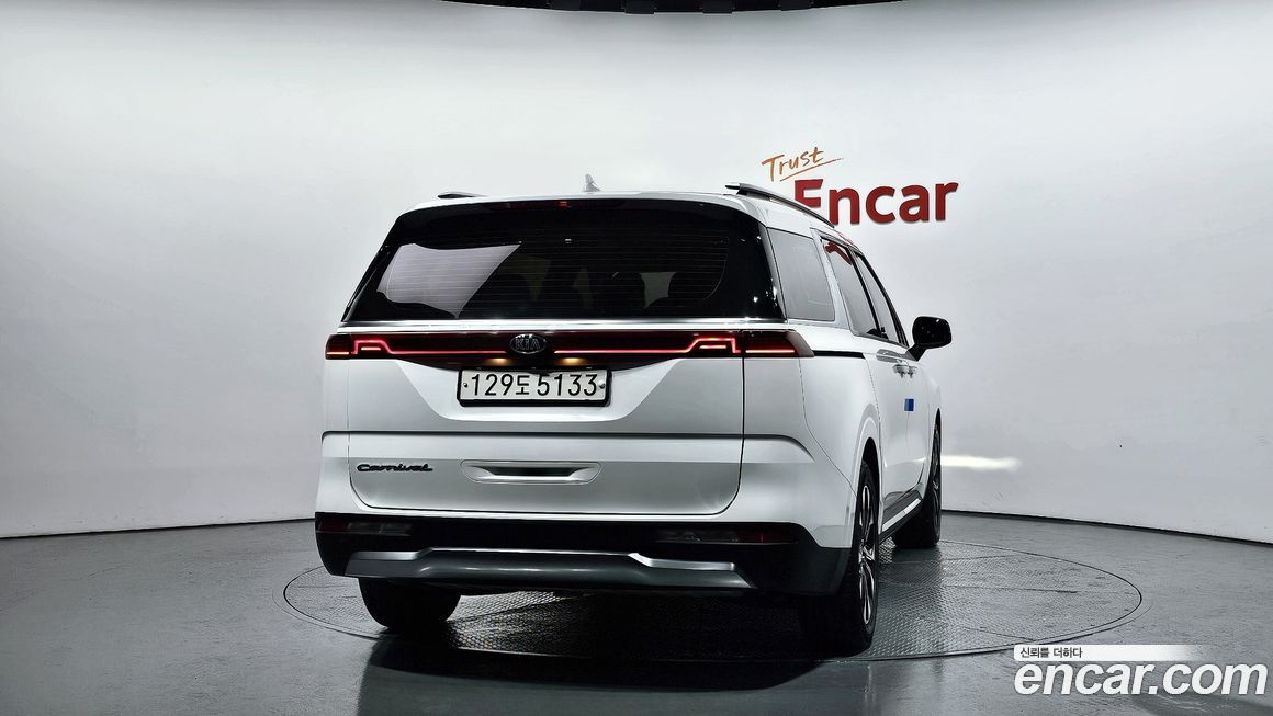 Kia Canival 2021
