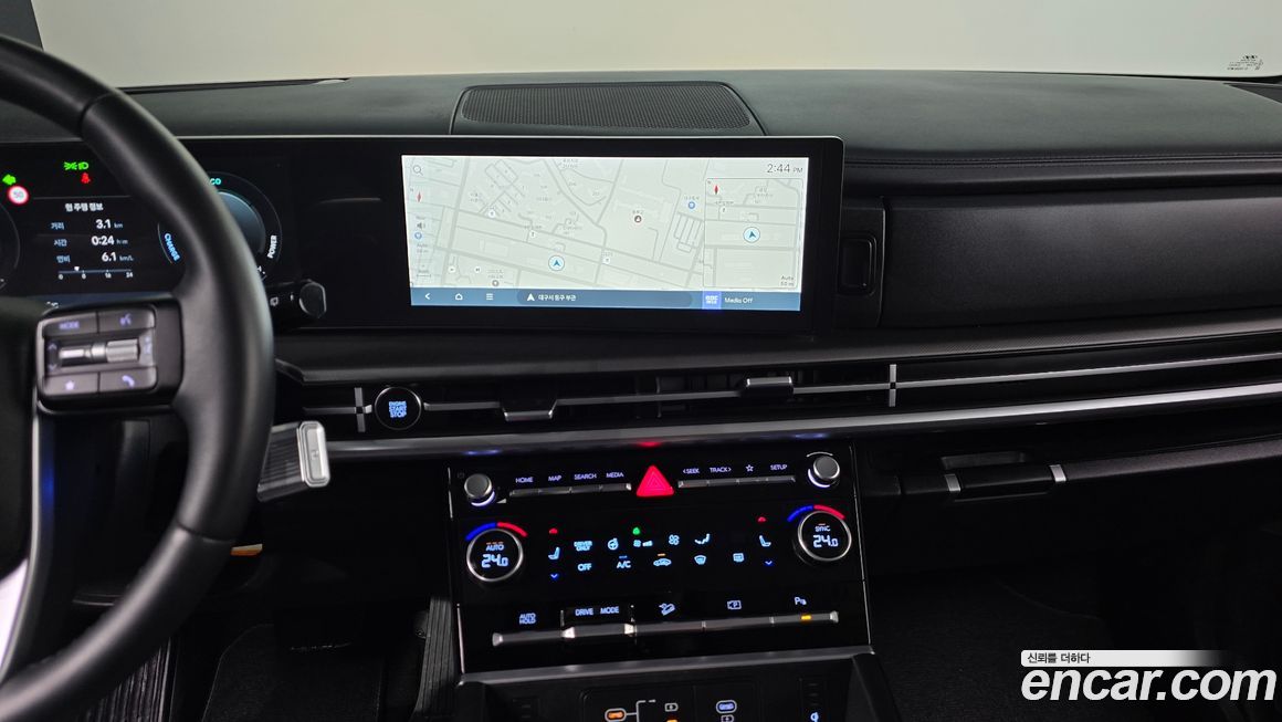 Hyundai Santafe 2024