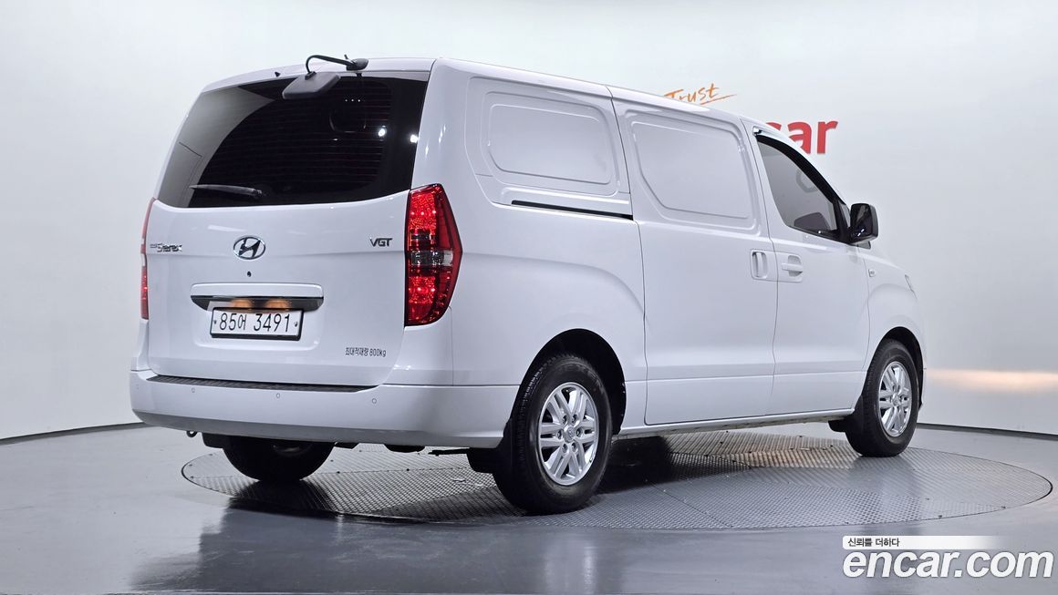 Hyundai Starex 2019