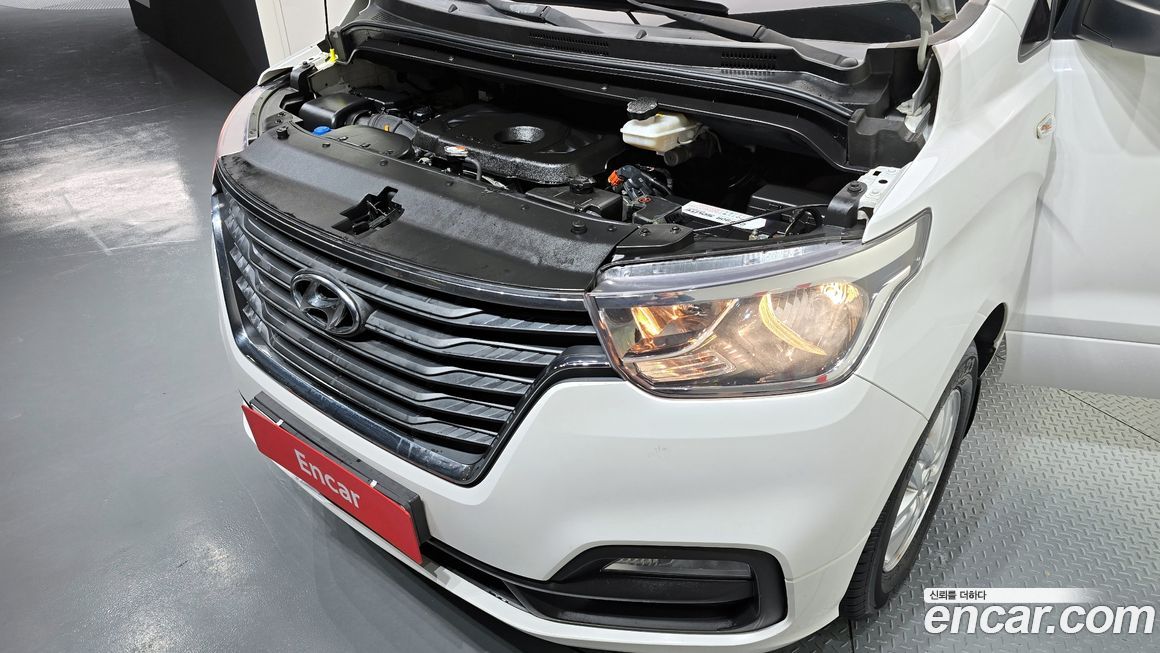 Hyundai Starex 2019