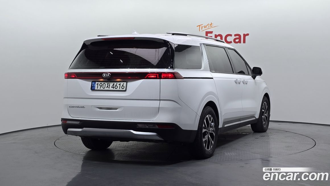 Kia Canival 2021