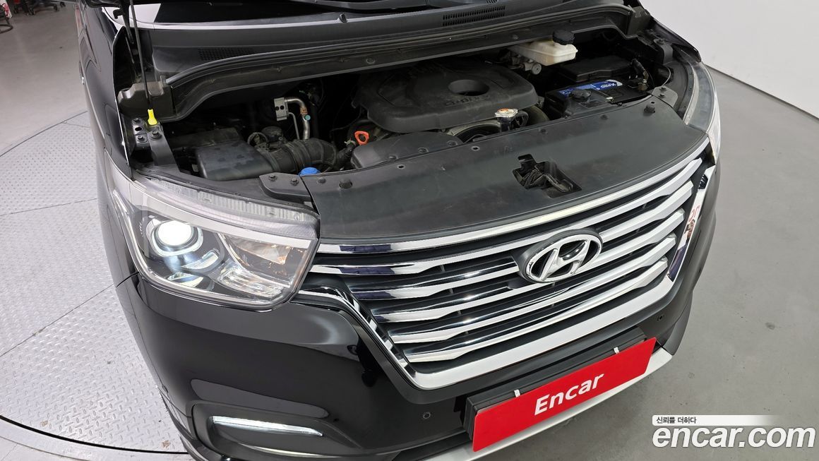 Hyundai Starex 2019