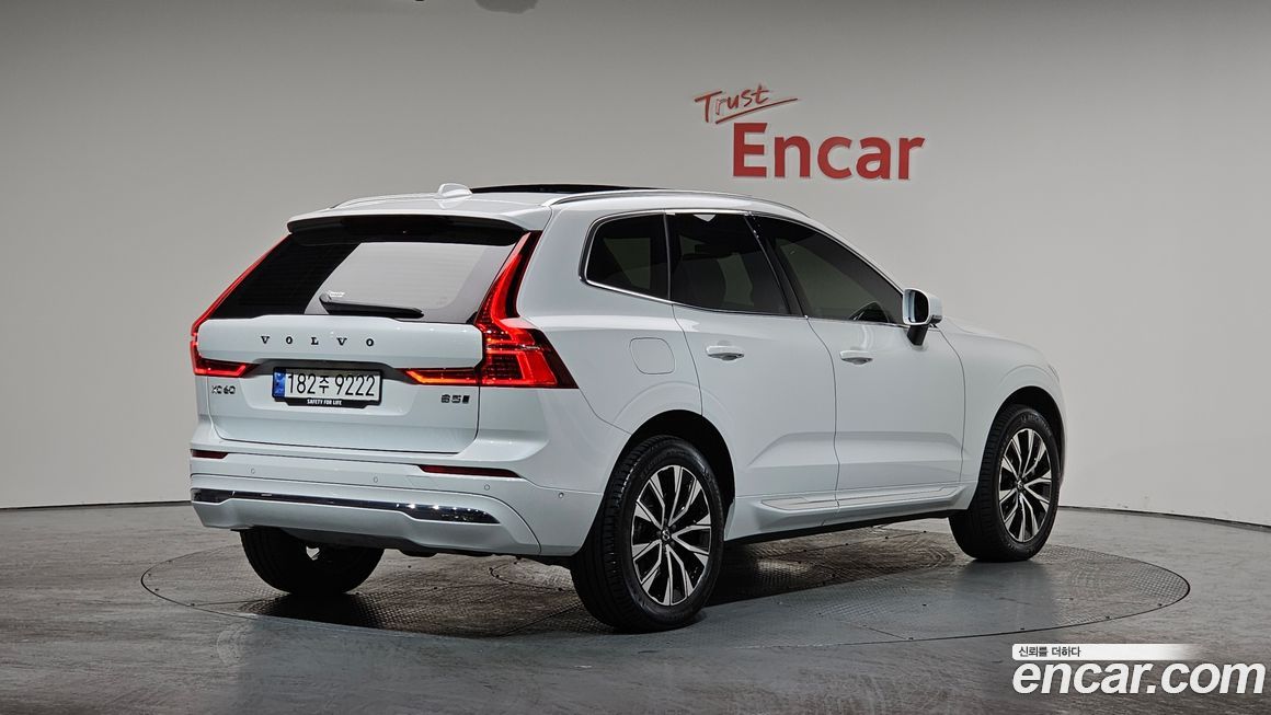 Volvo XC60 2024