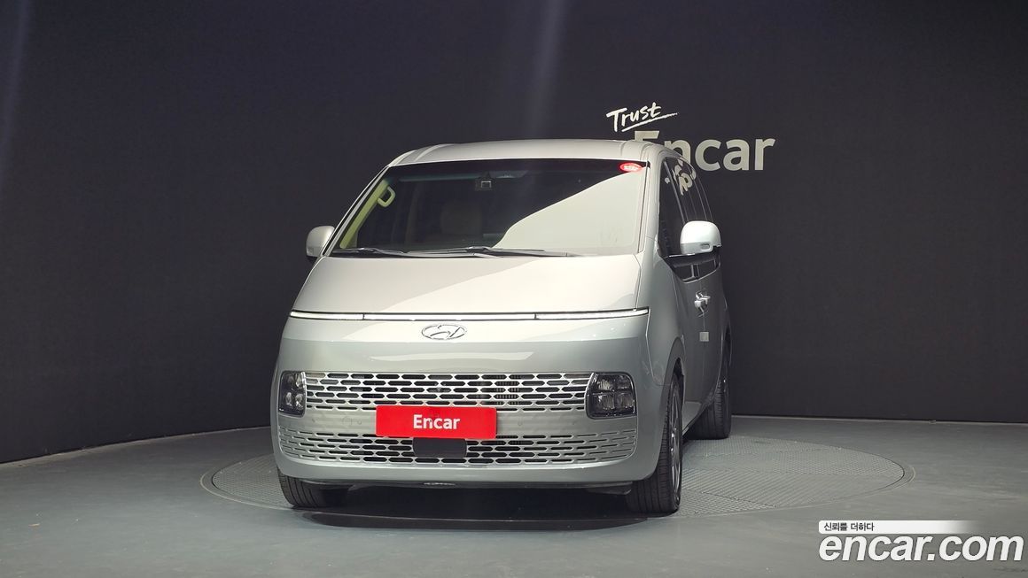 Hyundai Staria 2023