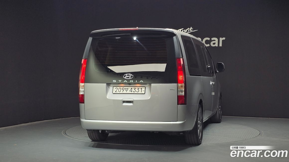 Hyundai Staria 2023