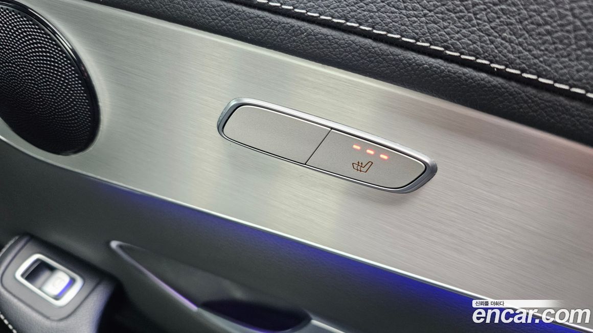 Mercedes-Benz GLC-Class 2021