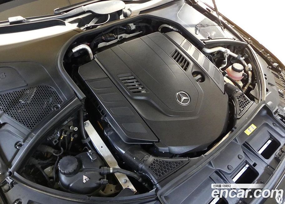 Mercedes-Benz S-Class 2021