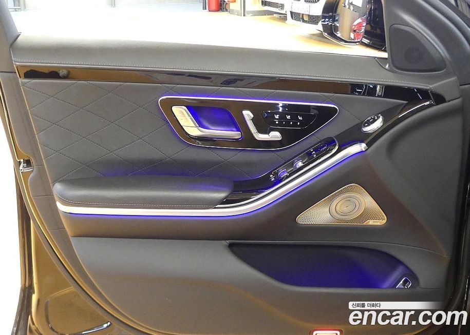 Mercedes-Benz S-Class 2021