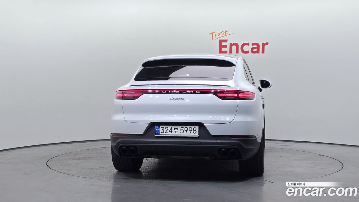 Porsche Cayenne 2023