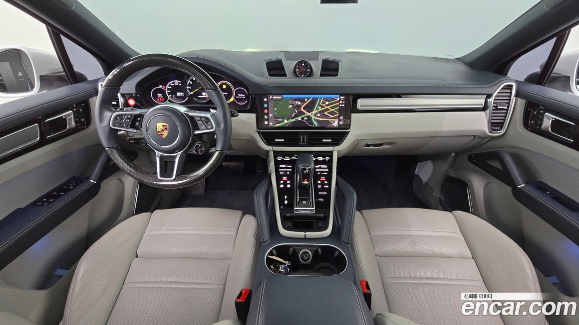 Porsche Cayenne 2023