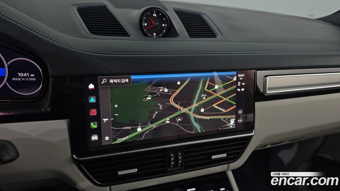 Porsche Cayenne 2023