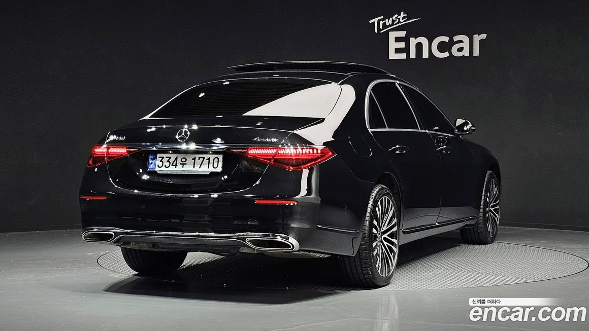 Mercedes-Benz S-Class 2022