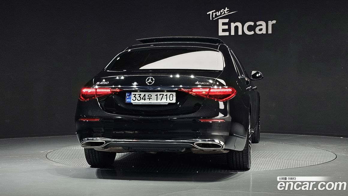 Mercedes-Benz S-Class 2022