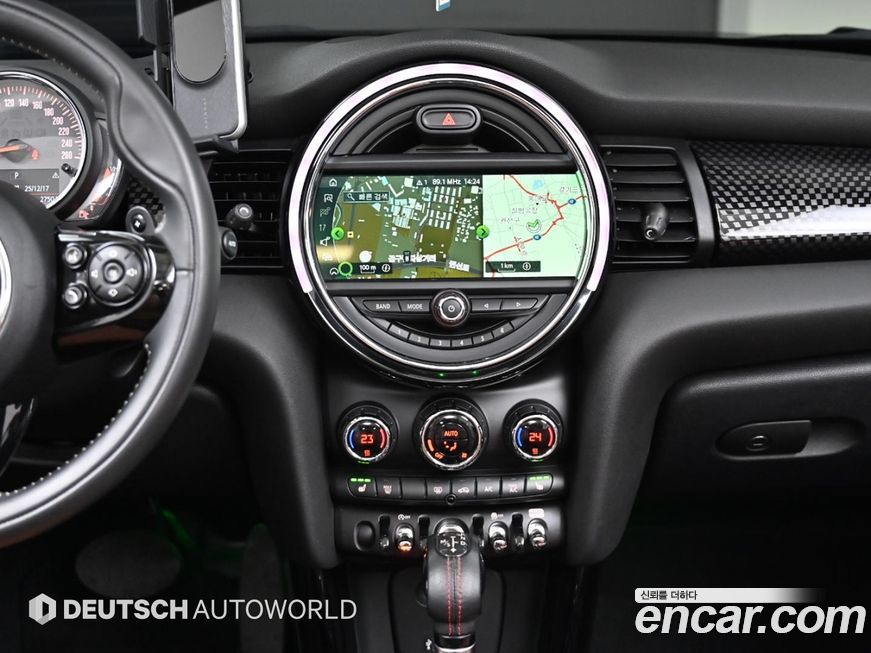 Mini Cooper Convertible 2019