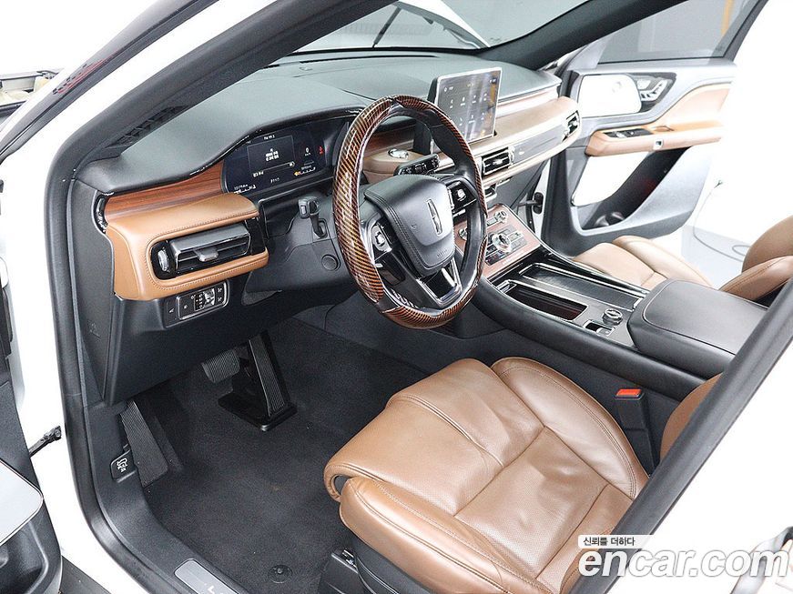 Lincoln Aviator 2021