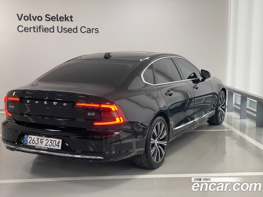 Volvo S90 2024